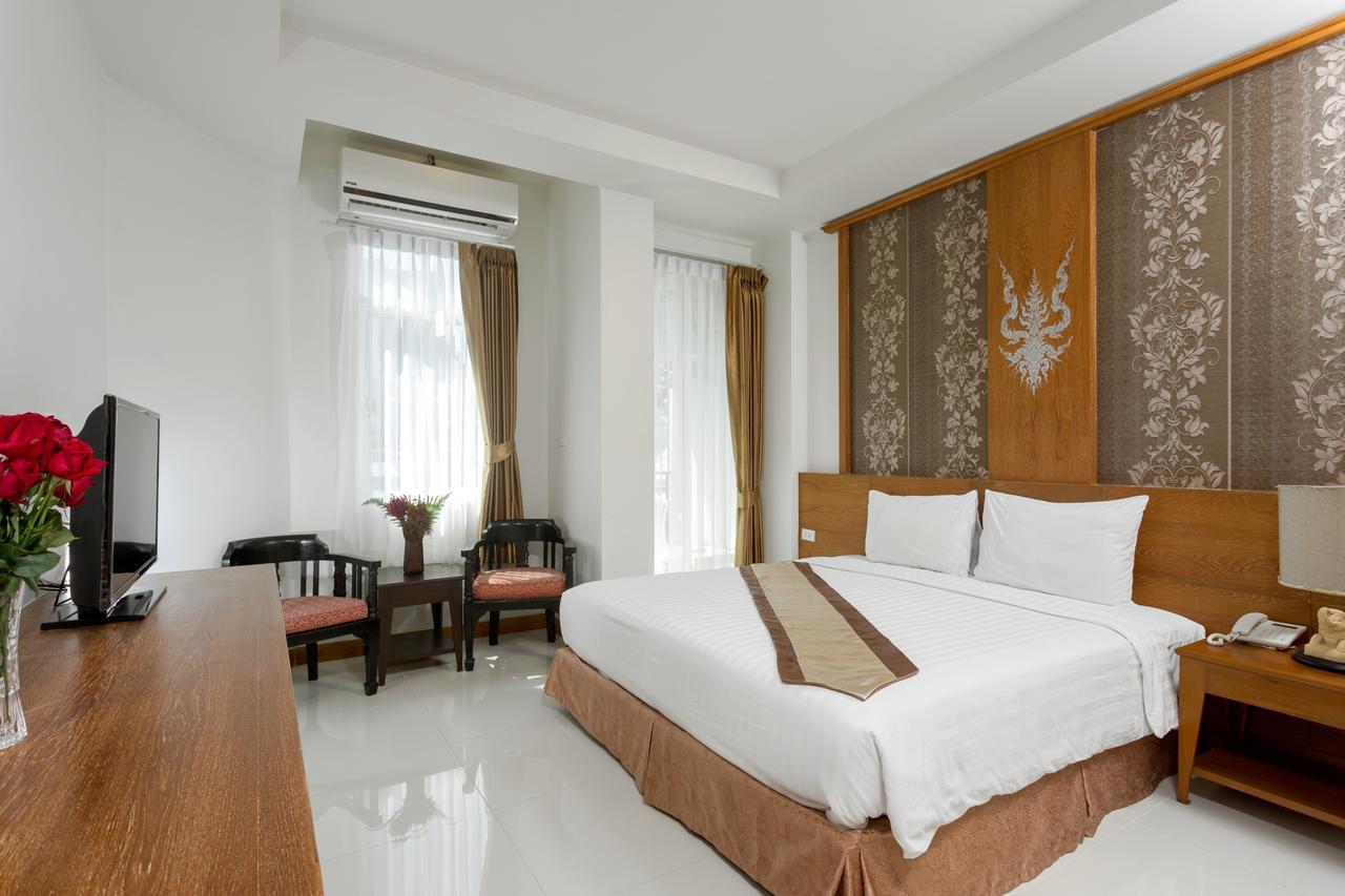 Asia Express Hotel Kathu Extérieur photo
