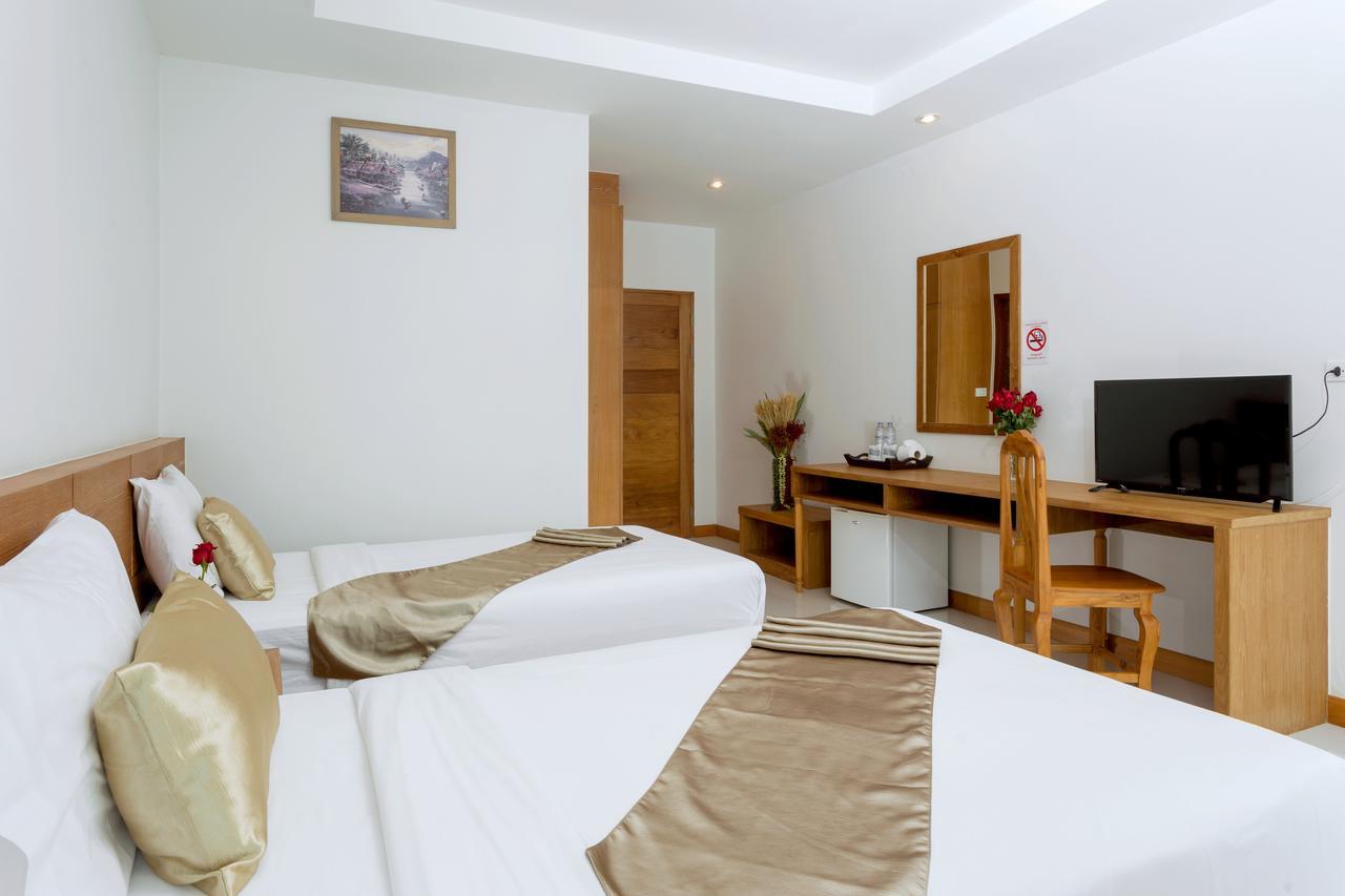 Asia Express Hotel Kathu Extérieur photo